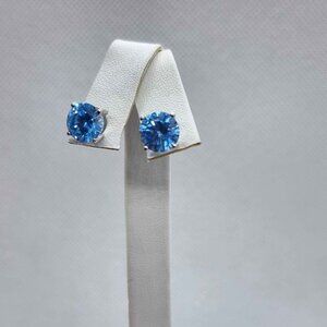 NEW Sterling Silver 925 Baby Blue GemStone Studs - Earrings